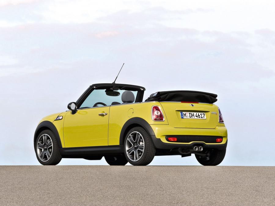  Mini Cooper S Cabrio 2009 года  (фото 40 из 130)